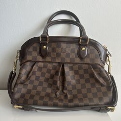 Authentic Louis Vuitton Shoulder Bag 
