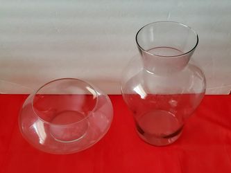 2 Clear Classic Glass Shaped Vases