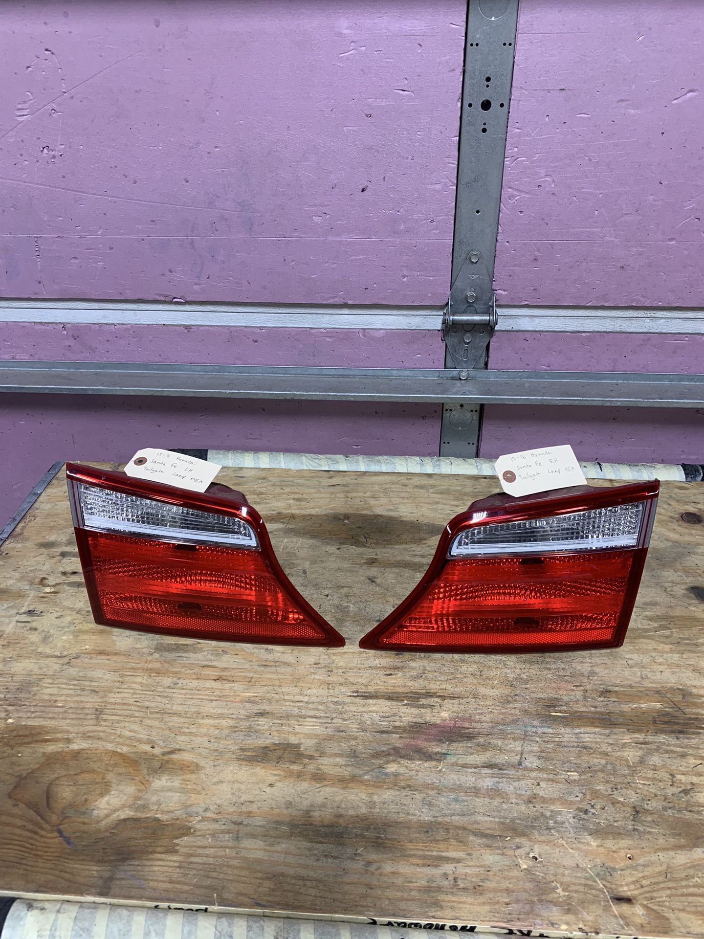 2013-2016 Hyundai Santa Fe left and right tailgate taillights OEM