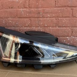 2019-2020 Hyundai Elantra headlight RH