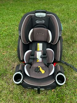 Graco deluxe 4 in 1 convertible car seat