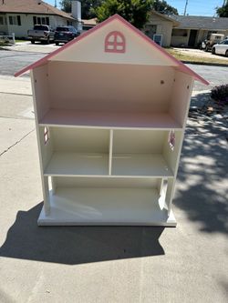 Dollhouse Bookshelf