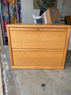 File cabinet