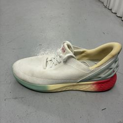  Kizik Athens hands-free slip-on sneakers in the white "Sunrise" colorway