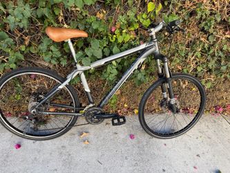 Gary Fisher Marlin Mountain Bike – Medium 17.5” – $175 OBO