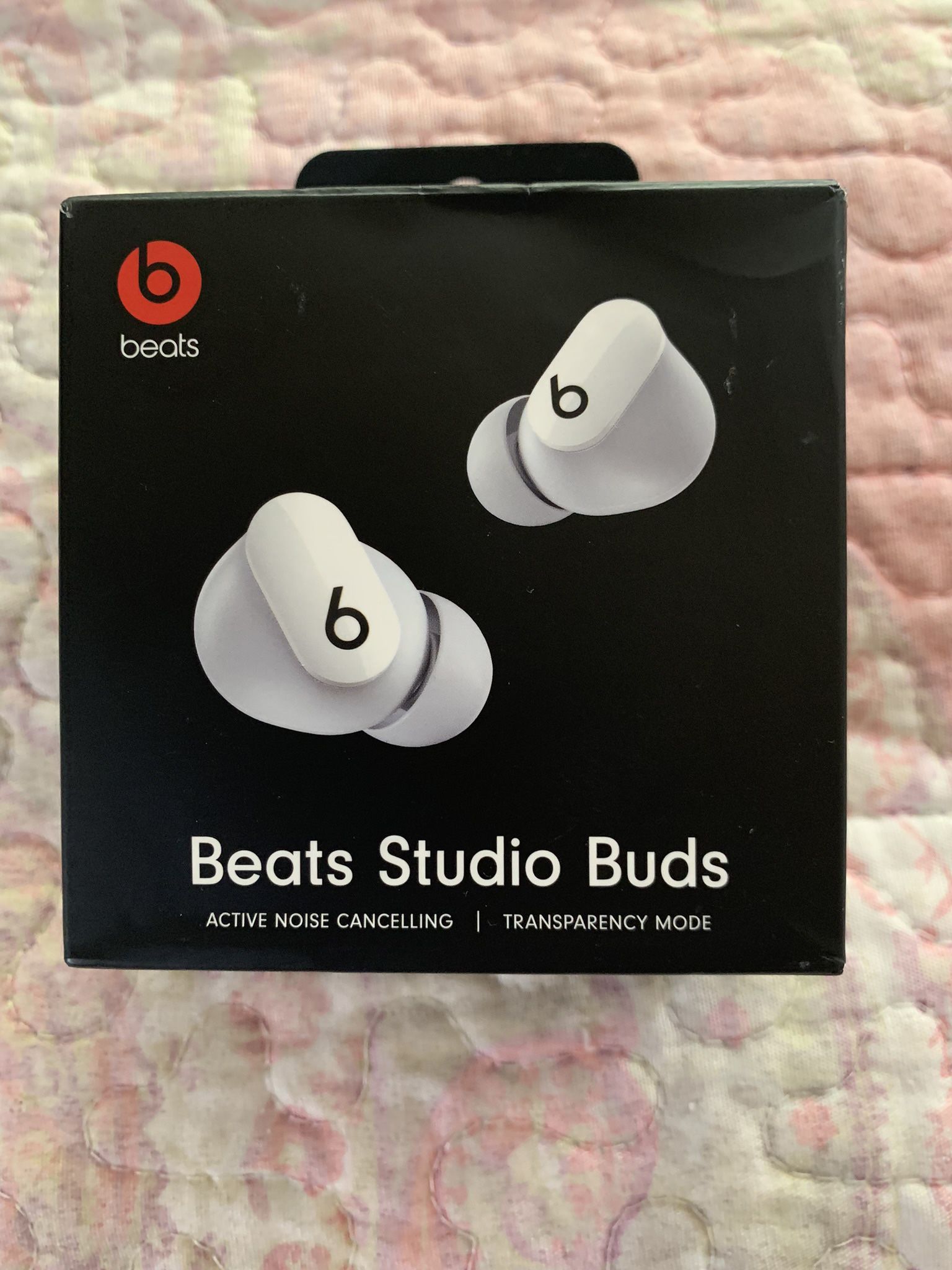 Beats Studio Buds 