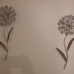 Metal flower wall art