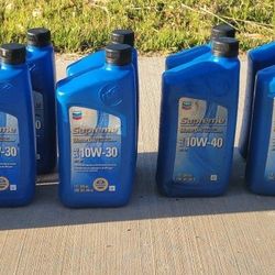 Chevron SUPREME OIL 7 30-10 & 5 40-10 QUARTS