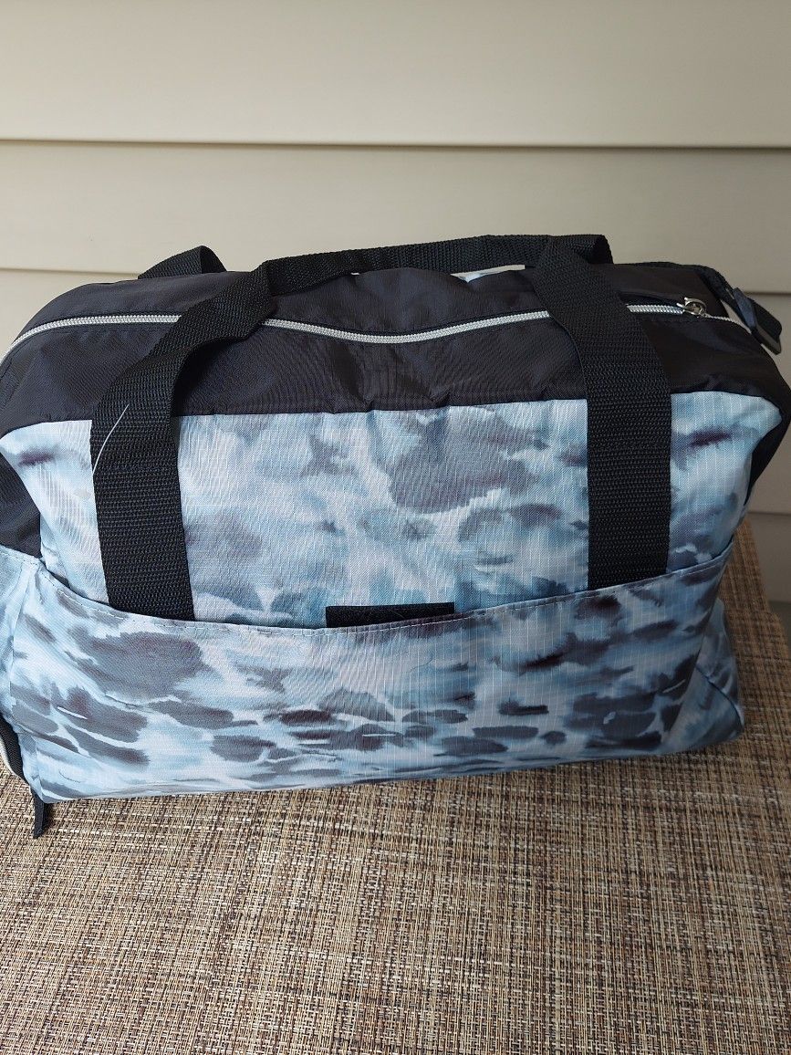 New Gym Bag /tote w/ Sneaker Pocket