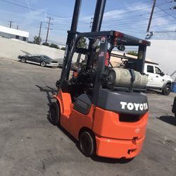 Toyota Forklift 4500lbs
