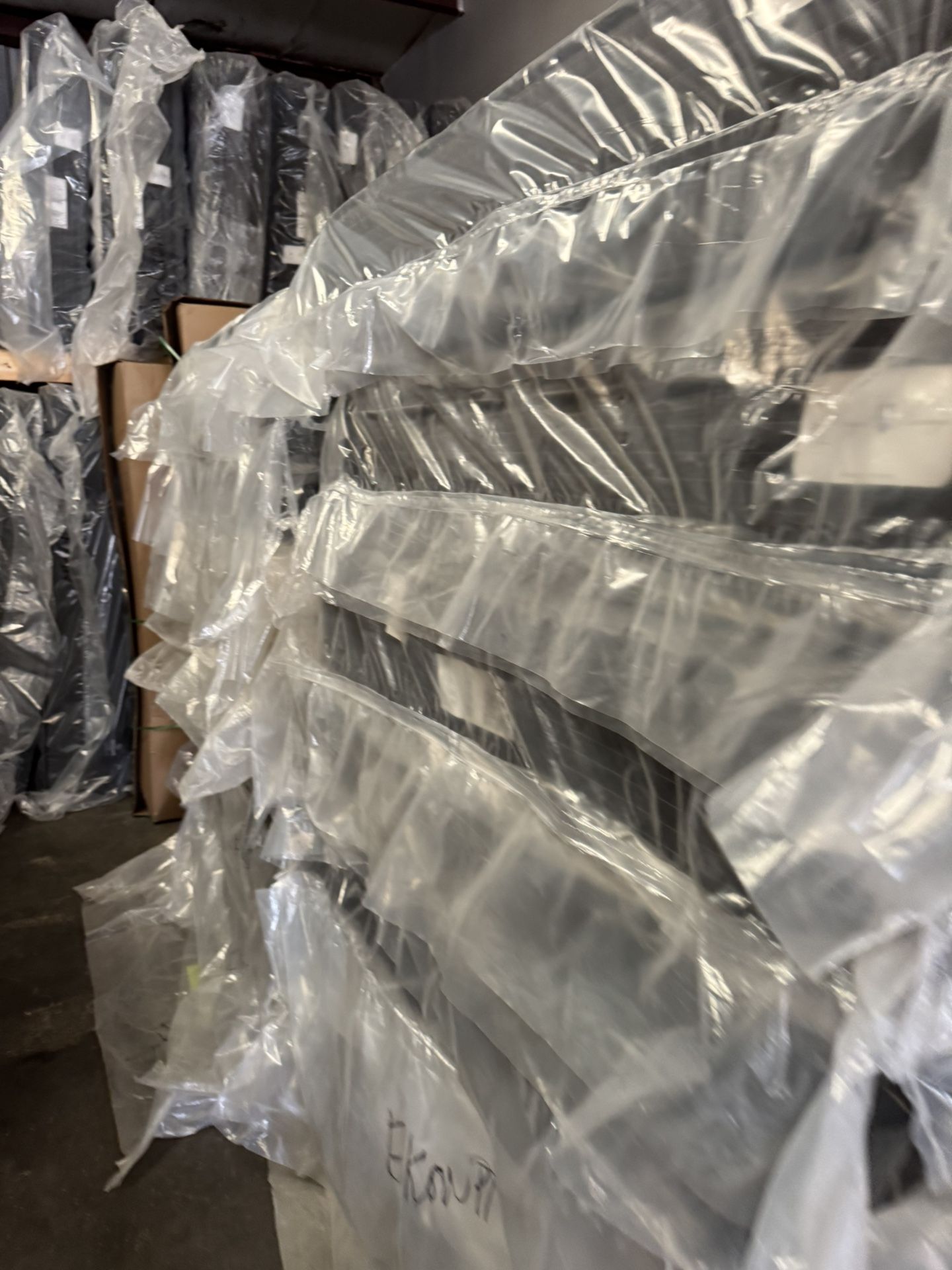 🚨 First Come First Serve! Mattress Warehouse Liquidation