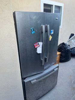 Free fridge for pick up