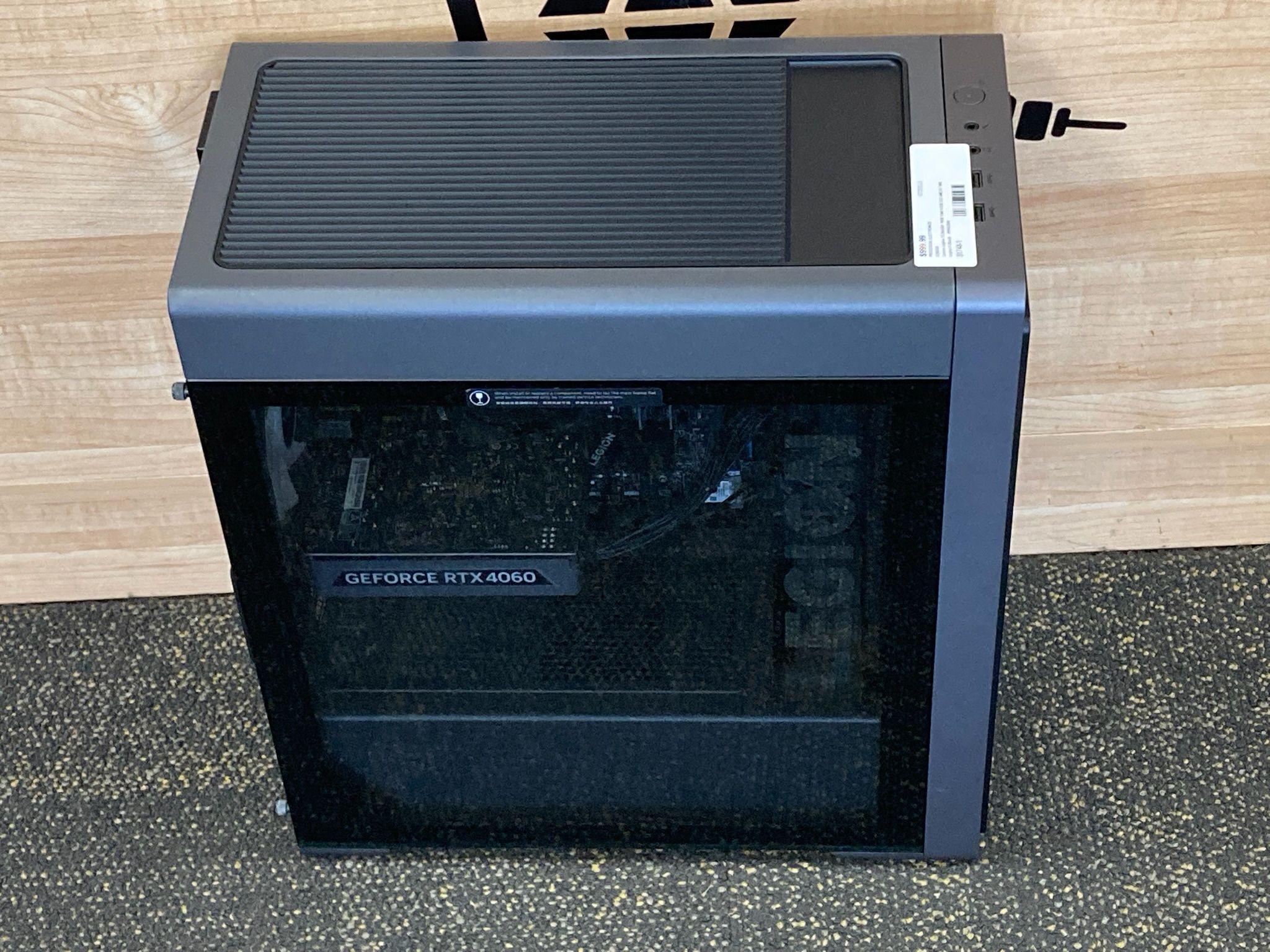 Lenovo Legion T5 26ARA8 16GB RAM 512GB SSD AMD R5 7600 RTX4060 W/ KEYBOARD AND MOUSE +BOX
