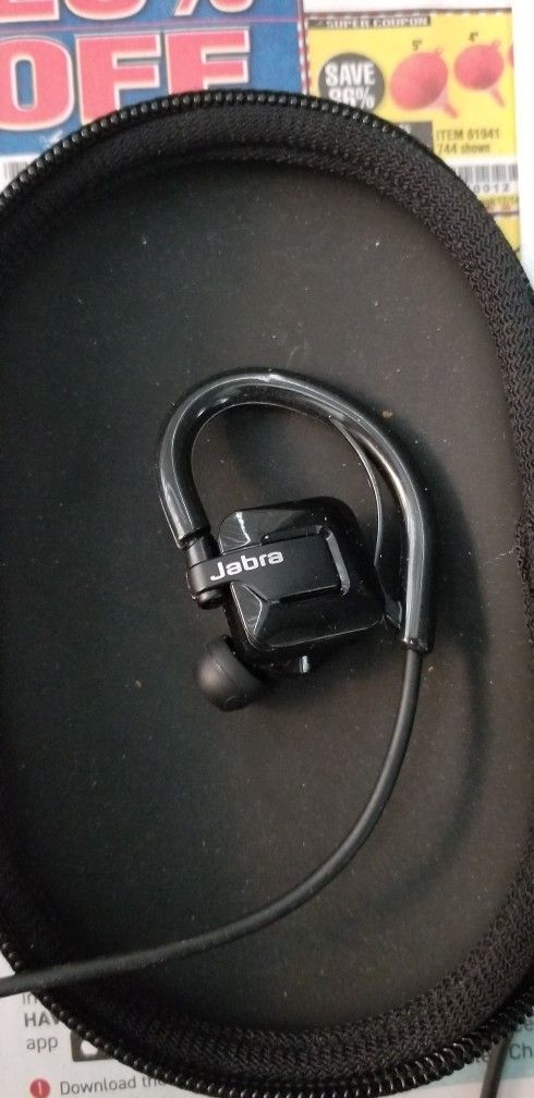 New Jabra And Mophie Headphone And Charging Case