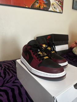 Air Jordan 1 Lows SE