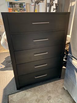 Tall dresser