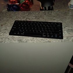 Bluetooth Keyboard For Phones Or Laptops Etc .