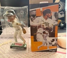 2022 Manny Machado Bubble Gum Padres bobblehead
