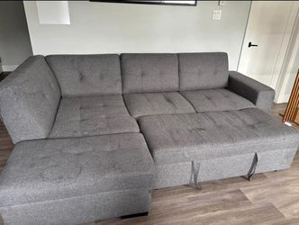 Sectional couch