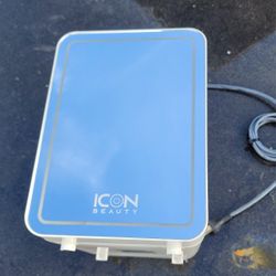 Icon Beauty Mirror Door Mini Fridge 9.5x9.5x7" TESTED WORKS!!