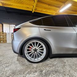22 inch new wheels roadforce rf15 staggered for tesla model y