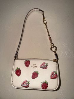 Coach Nolita 19 strawberry print