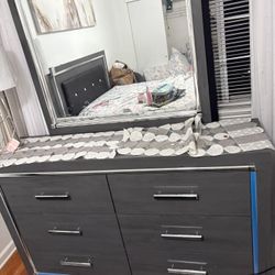 Dresser An Bed frame 