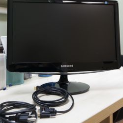 SAMSUNG monitor