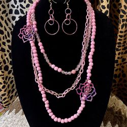 Pink & Charms Necklace Set