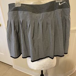 Woman’s Nike Dri-Fit Court Pleated Skirt With Shorts Underneath Size X-Large 