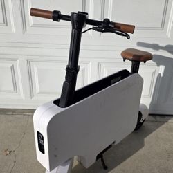 Honda Motocompacto Scooter, Fixer /Parts Only.