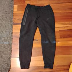 Nike Tech Sweats 