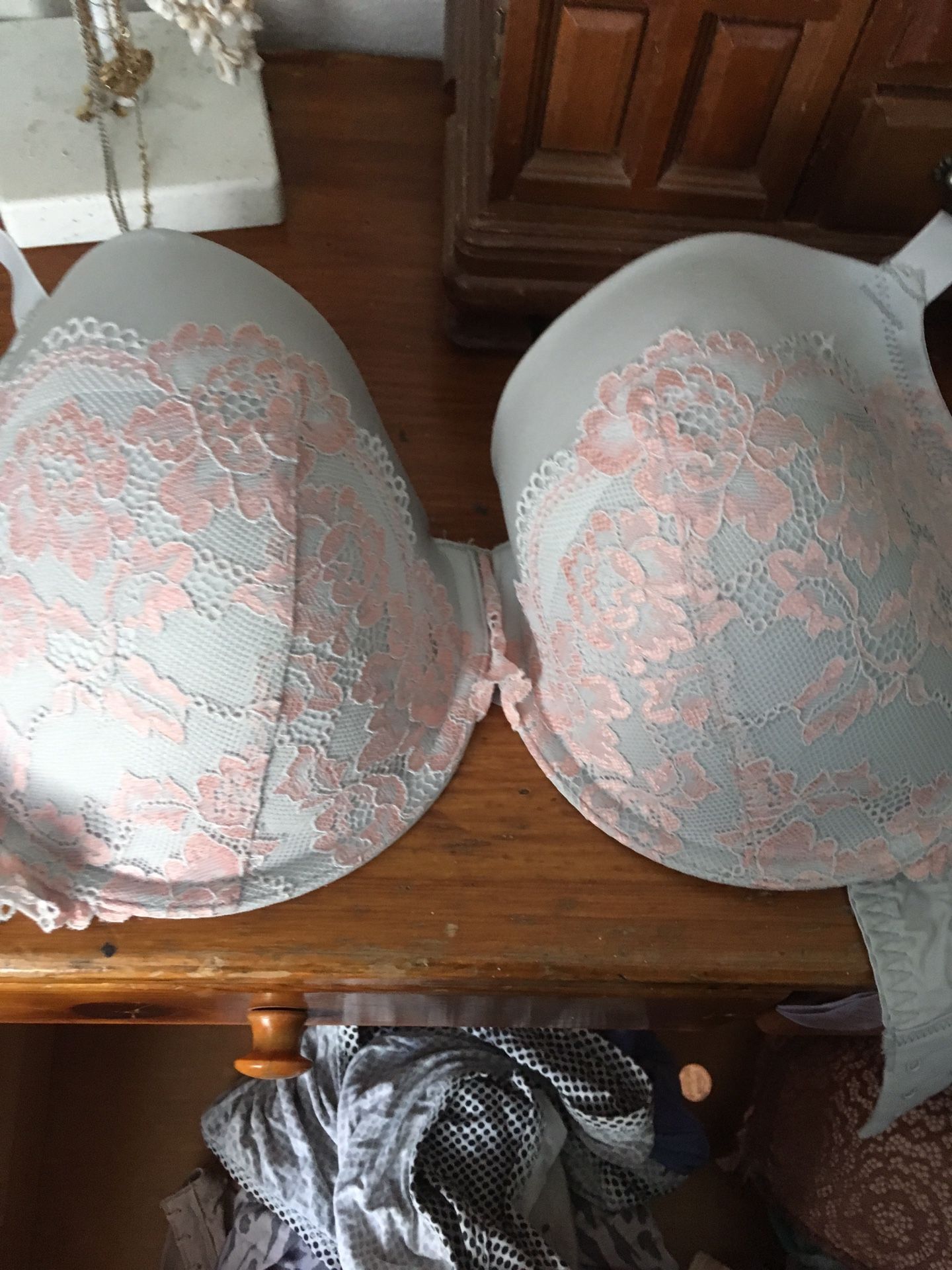 Bra