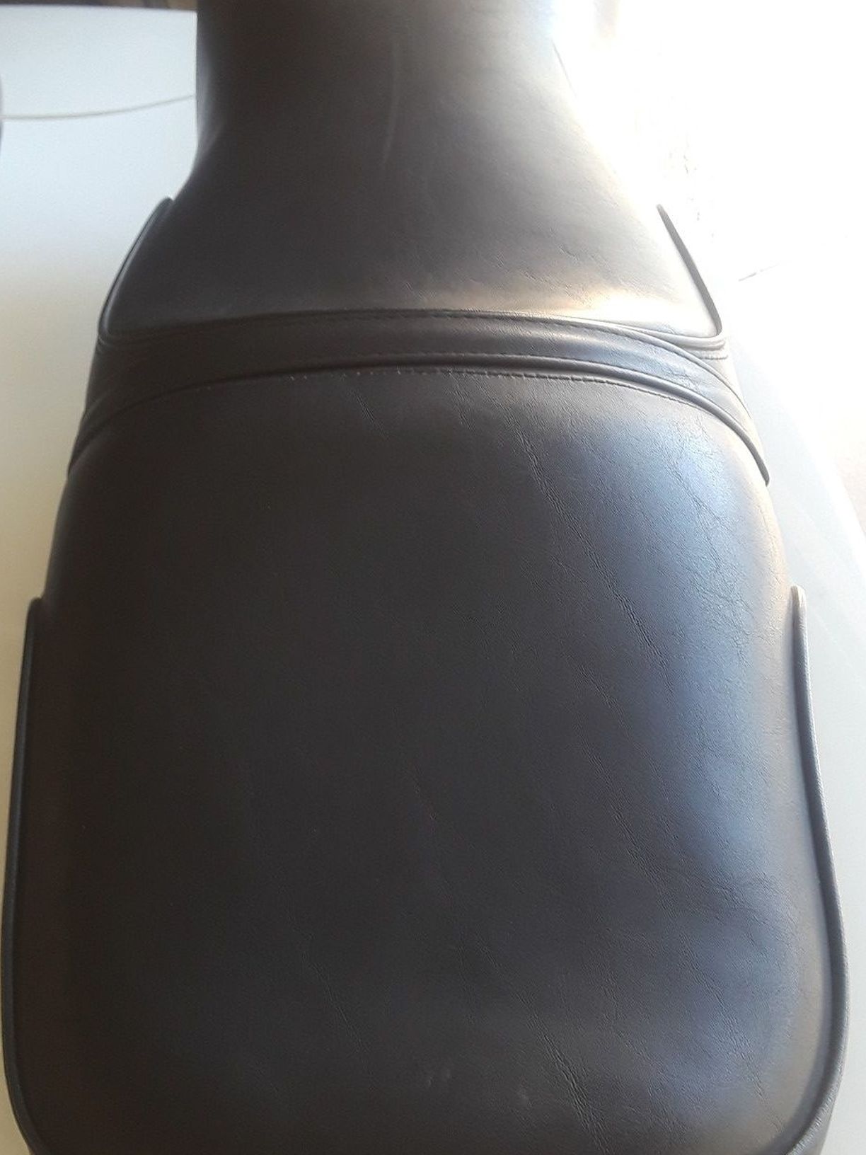 Motorcycle seat For Buell