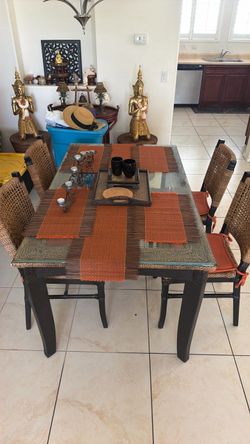 Pier1 Dining Table Set