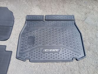 $80 OR BEST OFFER 2018–2022 TOYOTA CHR  COMPLETE SET
