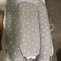 Baby Swing And Pillow 