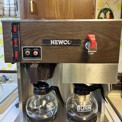 Newco Coffee/Tea Machine - 3 pots