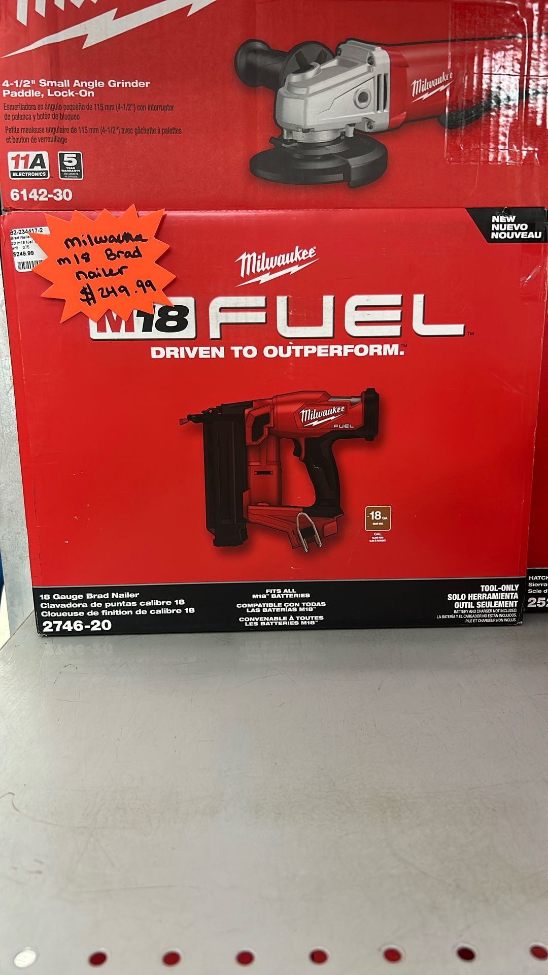 MILWAUKEE M18 BRAD NAILER 18 GAUGE