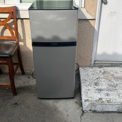 Frigidaire  Refrigerator