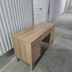 3 Drawer Vanity Desk