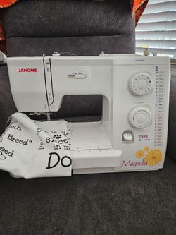 Janome magnolia 7325 sewing machine