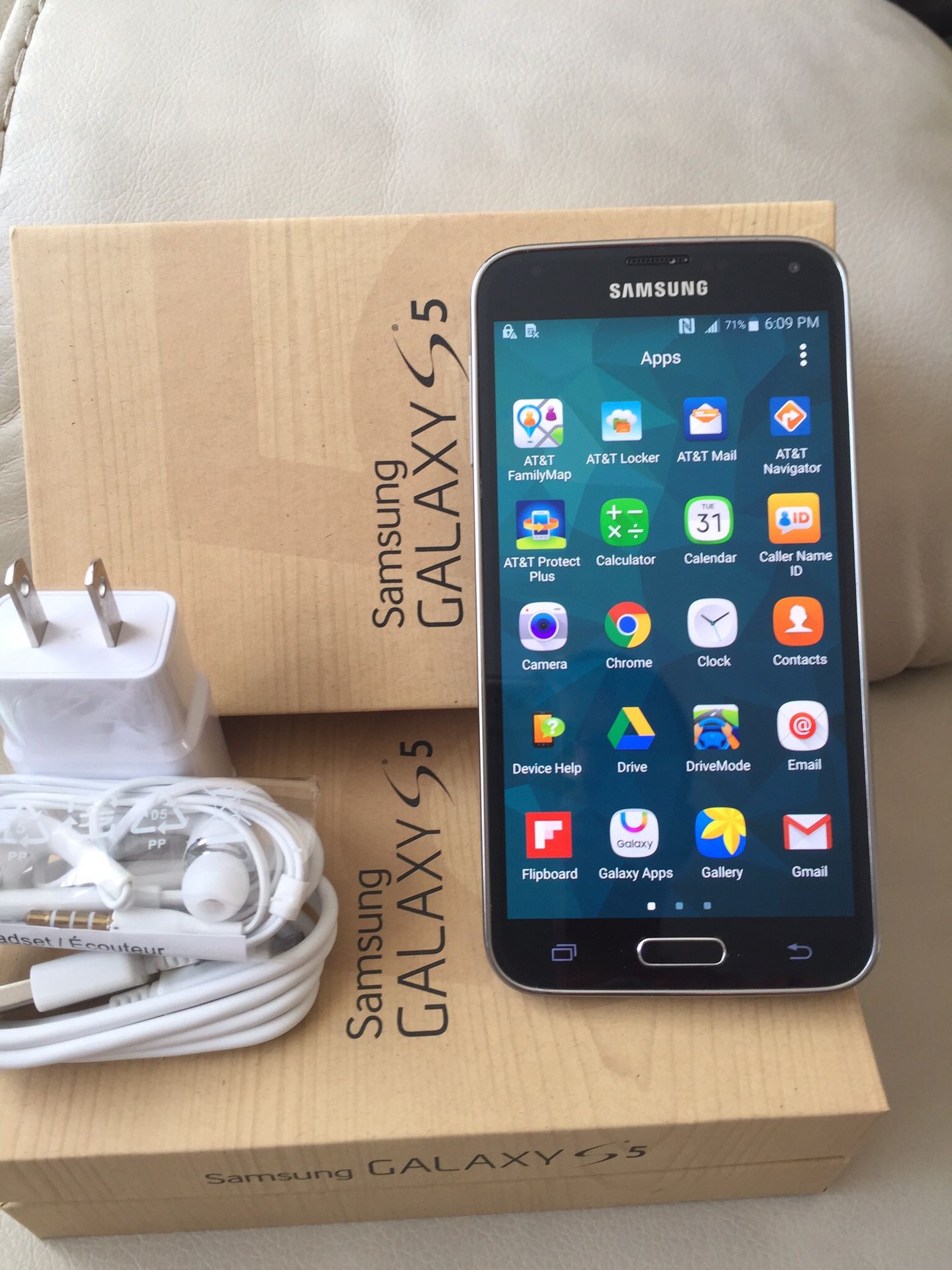 Samsung Galaxy s5,32 GB, excellent condition factory unlocked