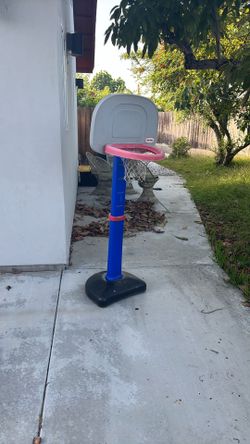 Little Tikes Basketball Hoop