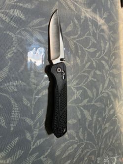 Manual folding pocket tool