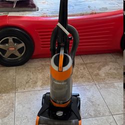 Bissel Clear View Vacuum Cleaner 