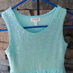 💖 CAT & JACK, Beautiful, Sparkly, Pastel 💖 Sequin & Full Tulle 💖 Party Dress with Asymmetrical Hemline! 🌼 Size: Medium (Approximately Size 8)