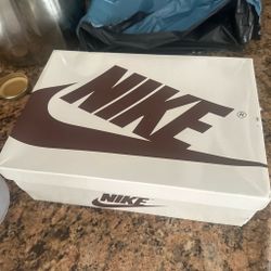 travis scott mocha reverse og