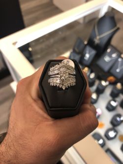 14K White Gold 1ct Diamond Ring