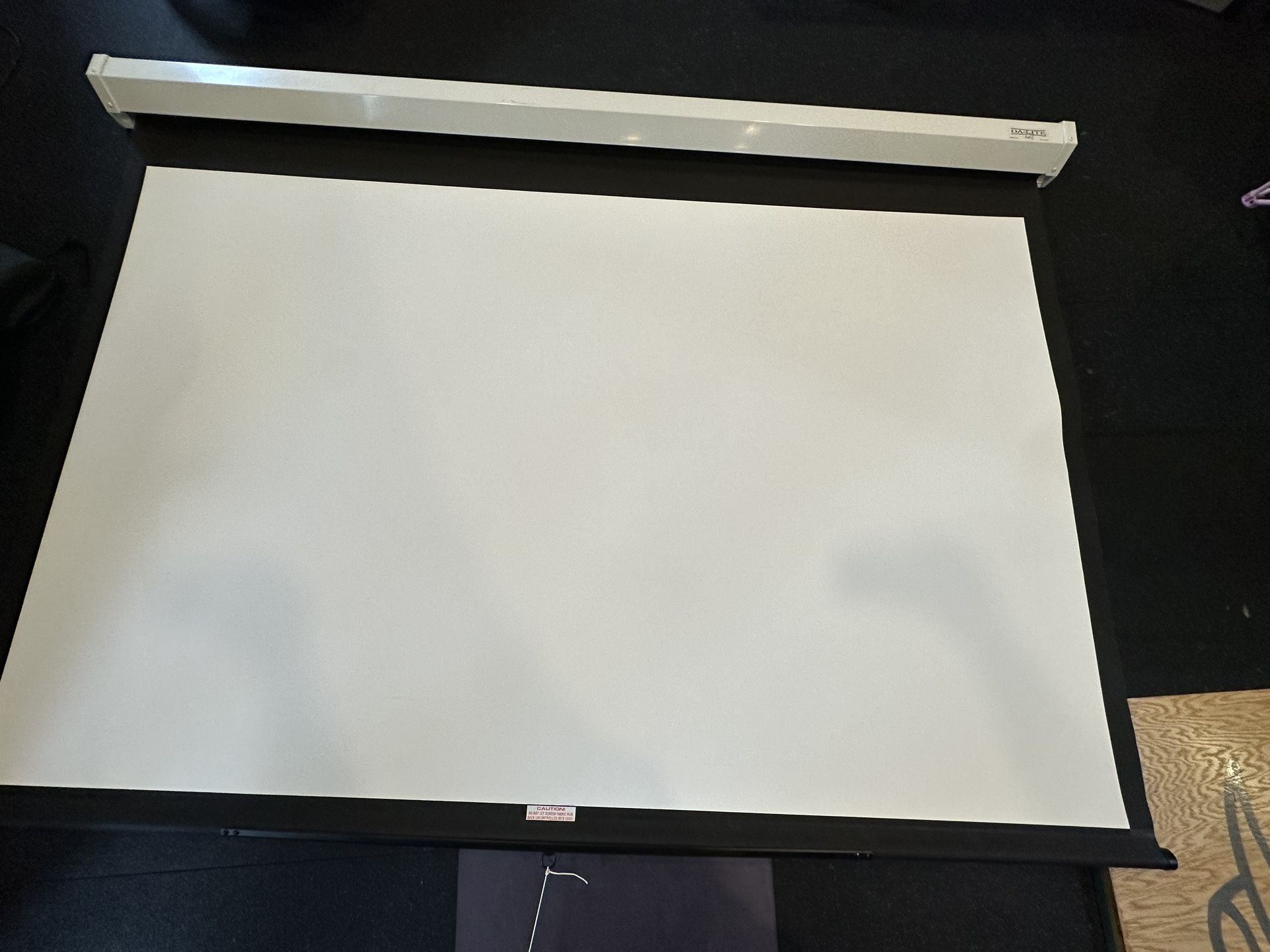 Da-Lite Model c Projector Screen Heavy Duty 112 Inch